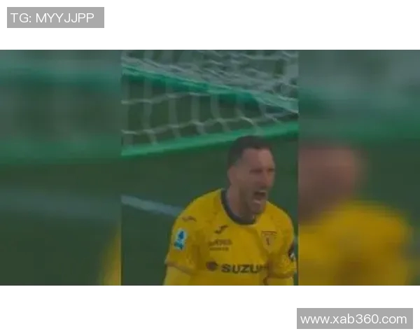 白色足球明星高清照片展现运动魅力与激情瞬间的完美结合